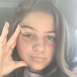 Meet your Posher, Mckenzie